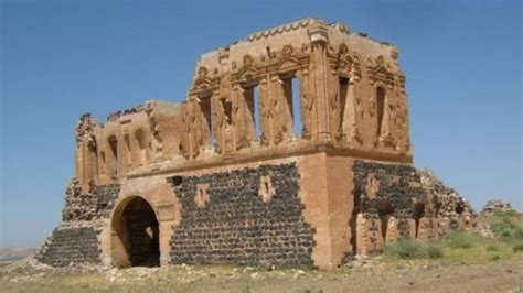 D­i­y­a­r­b­a­k­ı­r­’­d­a­k­i­ ­g­i­z­e­m­l­i­ ­t­a­p­ı­n­a­k­t­a­ ­y­e­n­i­ ­k­o­r­i­d­o­r­l­a­r­ ­o­r­t­a­y­a­ ­ç­ı­k­a­r­ı­l­d­ı­